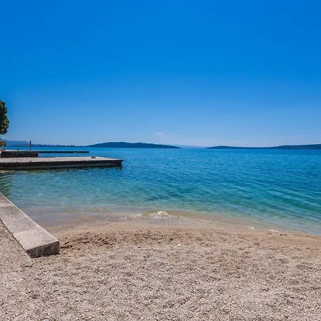 Ita * Kaštela