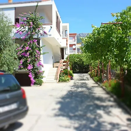 Ita Apartment Kastela