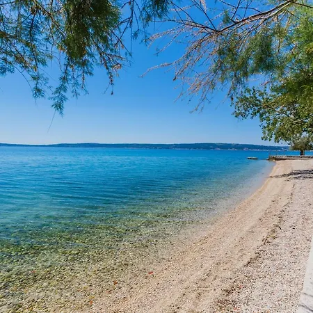 Ita * Kastela